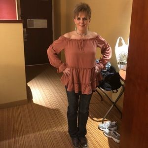 Meet your Posher, Lisa